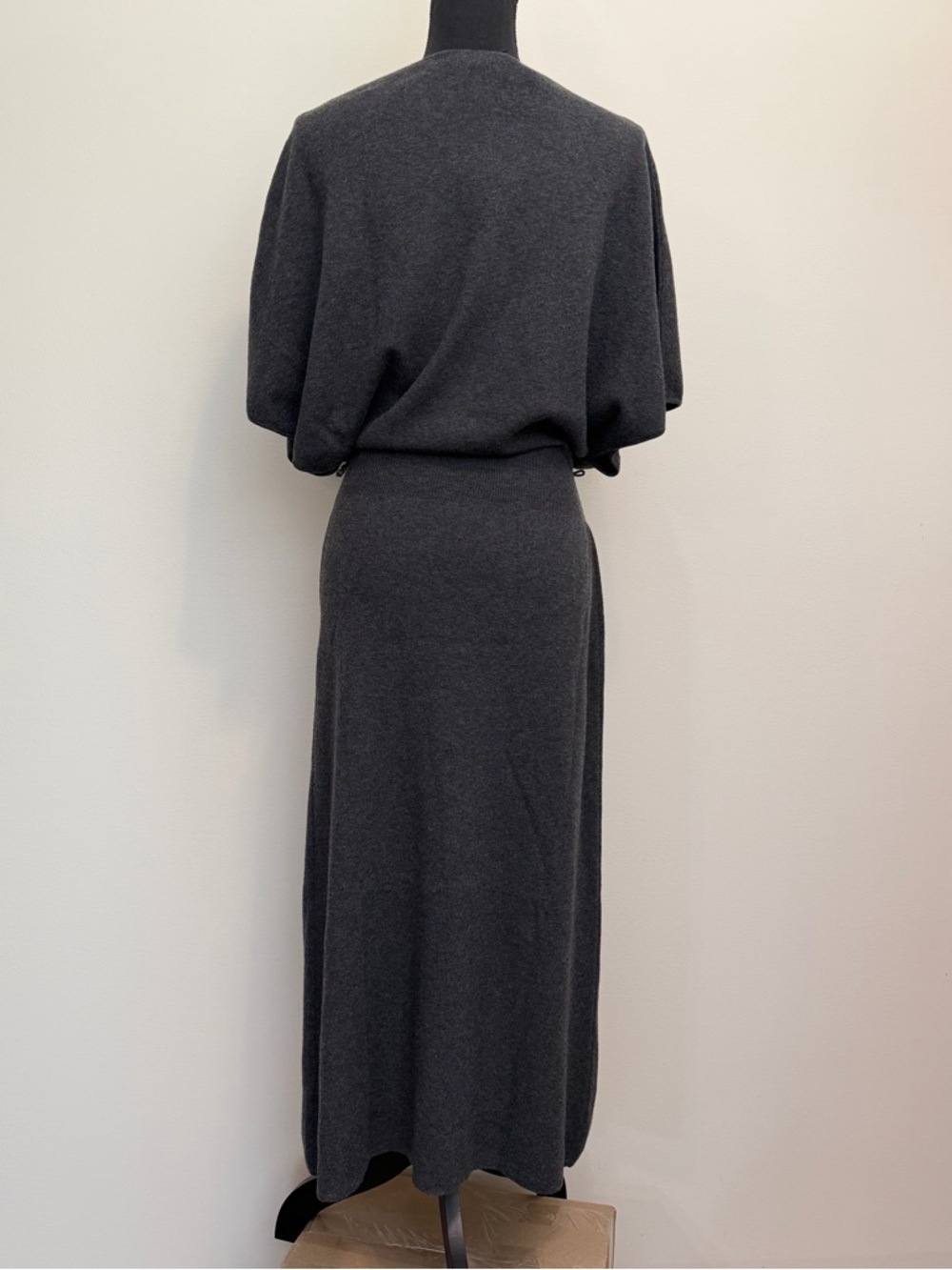 NWT Zara Charcoal Gray Midi Dress Women S Dolman Sleeve Knit Boat Neck Chic Soft - Picture 5 of 9